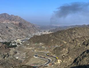 US backs Pakistans right to defend itself after strikes on Afghanistan