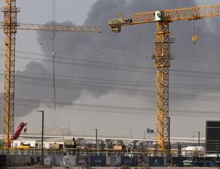 Israel, Iran unleash fresh attacks as Mideast on alert