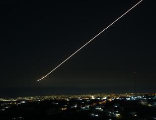 Explosions rock Israel as Iran launches new missile barrage