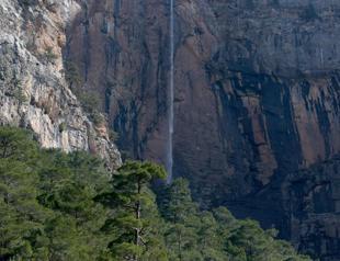 Uçansu Waterfall bursts back to life in Yahyalı