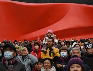 China votes to oust three generals from political advisory body