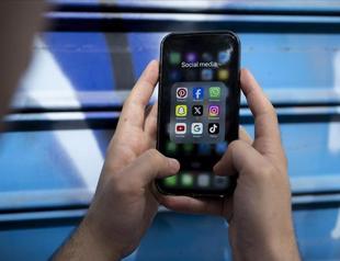 80 pct of Turkish youth hide social media from parents, study shows