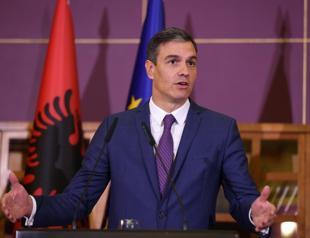 ‘No to war’: Spanish PM hits back at Trump threats