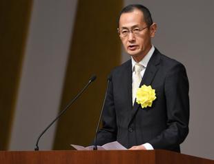 Japan approves stem-cell treatment for Parkinsons in world first