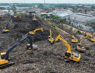 Search called off after Indonesia landfill collapse kills seven