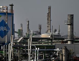 Germany, Japan to unblock oil reserves as G7 stands ready to act