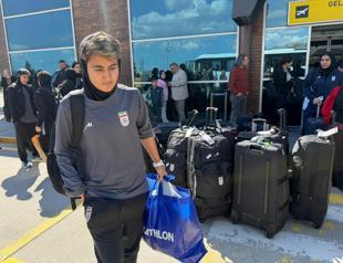 Iran womens football team arrive in Türkiye on way home