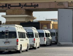 Gaza-Egypt border crossing reopens for small numbers of people