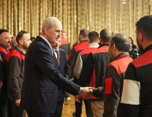 Political leaders set Eid holiday plans across country