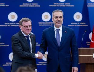 Fidan holds calls with regional, European counterparts on Iran war