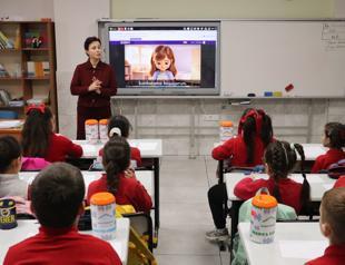 Students nationwide receive financial literacy training