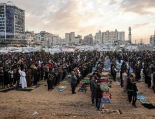 Trumps Gaza envoy urges Hamas to disarm without delay