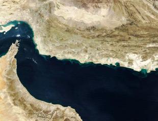 Iran tightens chokehold on Strait of Hormuz despite pressure