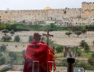 Israel restores access after Latin Patriarch blocked from Holy Sepulchre