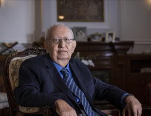 Former parliament speaker Hüsamettin Cindoruk dies at 92