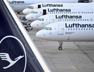 Lufthansa union calls pilots strike over salary, pension
