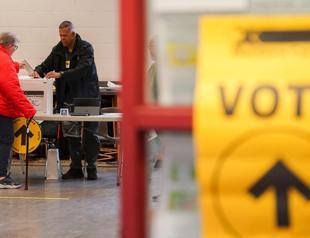 Carneys Liberals win Canada majority