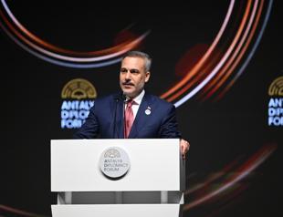 Türkiye hosts peace diplomacy, holds four-way summit in push to end Mideast war