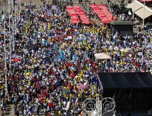 Croatians protest seeking higher wages, pensions