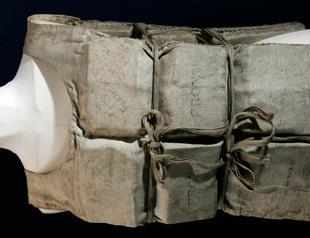 Titanic survivor’s life jacket sells at auction