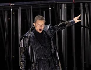 ‘The Flying Dutchman’ on Istanbul stage