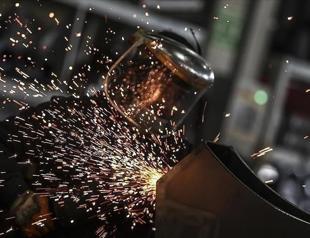 Manufacturing capacity utilization rate at 73.8 percent in April