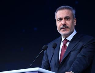 Fidan discusses peace efforts with American, Iranian officials