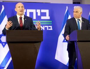 2 former Israel PMs unite to challenge Netanyahu in elections