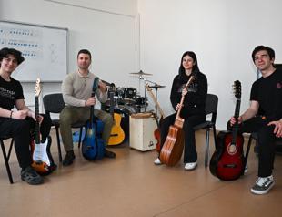 Teacher’s ‘instruments on a hanger’ project bridges gap for future artists