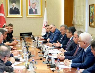 Miners end protest after deal following ministry talks in Ankara