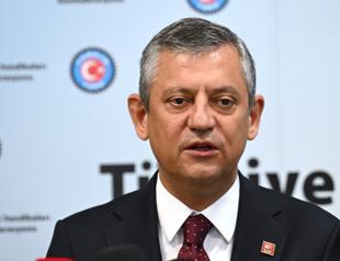 CHP open to alliances, Özel says amid by-election push