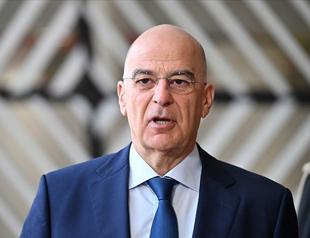 Greek defense chief urges end to ‘Türkiye-centric’ policy