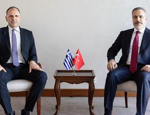 Turkish, Greek FMs discuss Israeli attack on Gaza-bound aid flotilla