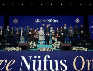Erdoğan warns over falling birth rate, unveils family vision