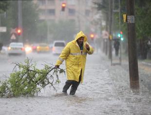 Deadly storm hits country’s southeast as spring snow blankets west