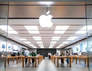 Apple agrees to $250 mln settlement over AI Siri claims