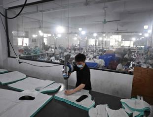 War jolts Chinas well-oiled manufacturing hub