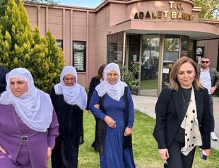 Mothers’ peace initiative meet parties, seek Öcalan visit