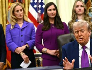 Trump says Mideast truce on life support after rejecting Iran stance