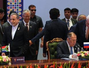 Iran war and oil dominate BRICS meet in India