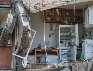 Russia pummels Kiev, killing at least 24 and denting peace hopes