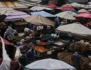 War worsens Lebanon’s economic crisis with job losses, price gouging