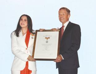 Karsu awarded with Dutch royal honor for enhancing Türkiye-Netherlands ties