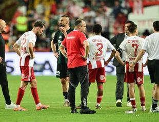 Antalyaspor final team to be relegated from Süper Lig