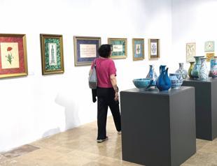 Exhibition brings tulip heritage to Istanbul art scene
