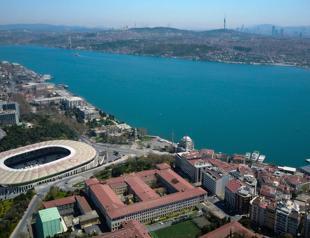 Aston Villa, Freiburg chase European glory in Istanbul