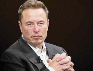 Musk eyes Wall Street record with SpaceX public offering
