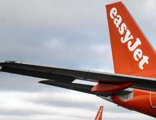 EasyJet reports deeper first-half loss on Mideast war