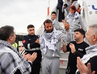 Detained Global Sumud aid flotilla activists arrive in Istanbul