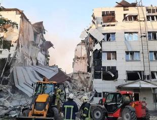 Ukrainian attack on occupied town kills 1